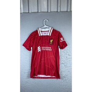Liverpool FC Soccer Jersey Mens Small Red Excellent German 4 Home Kit 2024-25